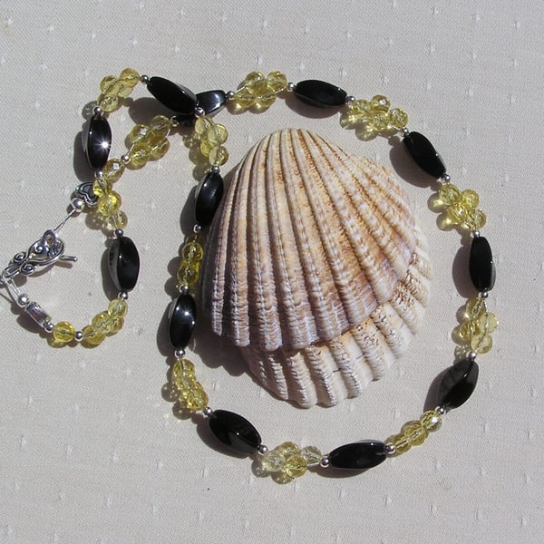 Yellow Citrine and Black Agate Gemstone Statement Necklace "Cianna"