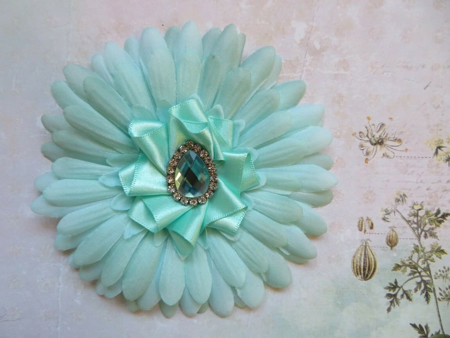 Pale Aqua Blue Daisy Flower Satin Crystal Brooch Pin Corsage Wedding Gift 