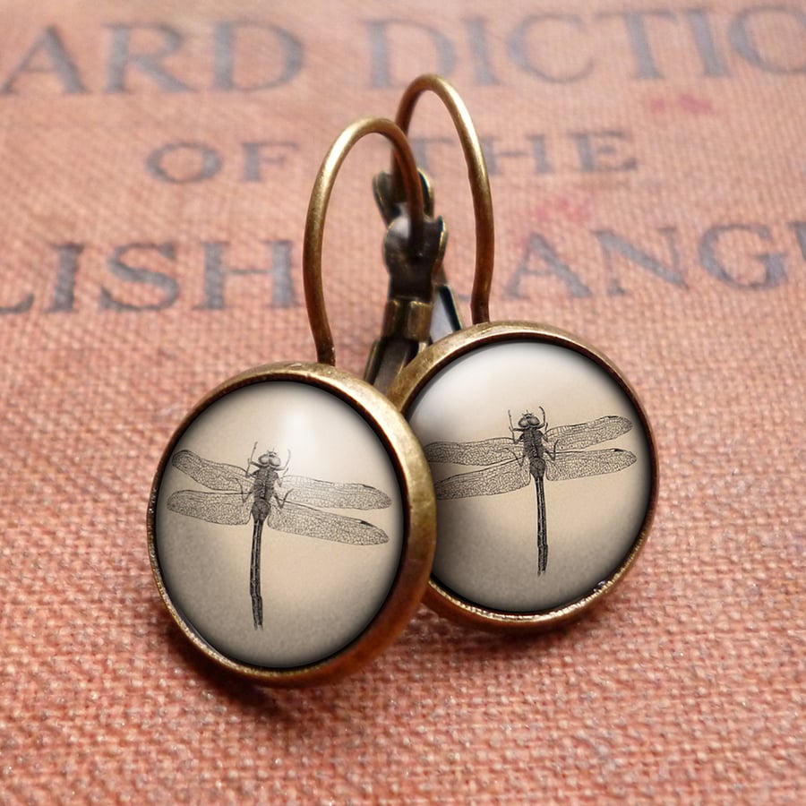 Vintage Dragonfly Leverback Earrings (ER03)