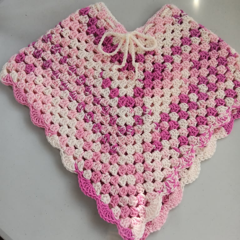 Crochet Child's Poncho (Pretty Pinks) - adorable outerwear!