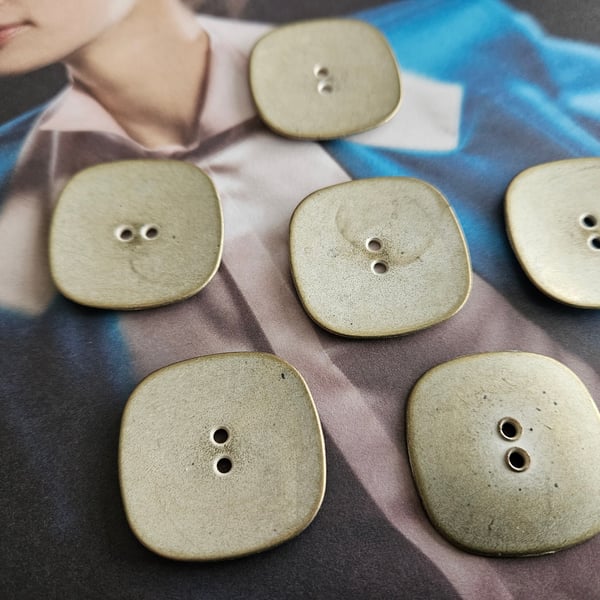 38mm 60L Metal square buttons Aged effect Silvered Brass