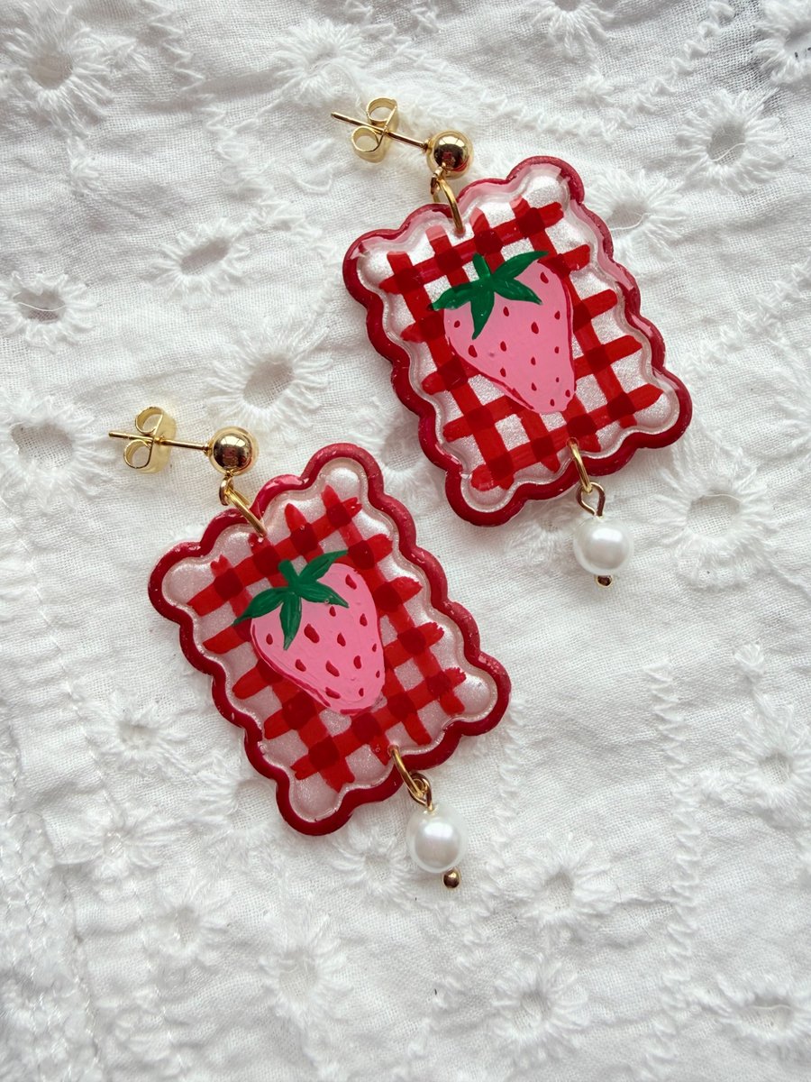 Strawberry Red Gingham Pearl Earrings