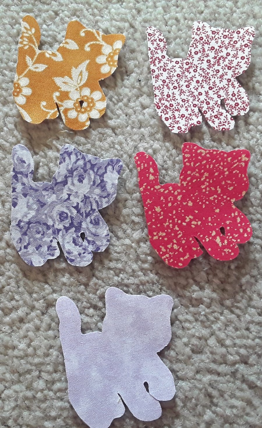 Homemade set of 5 cat embellishments.100% cotton