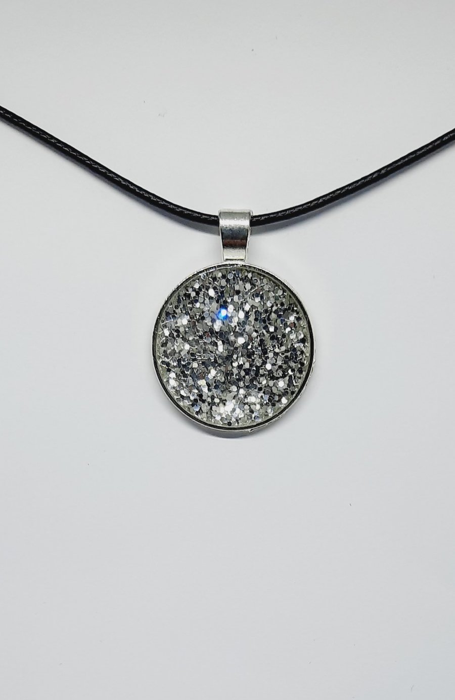 Glitter pendant 