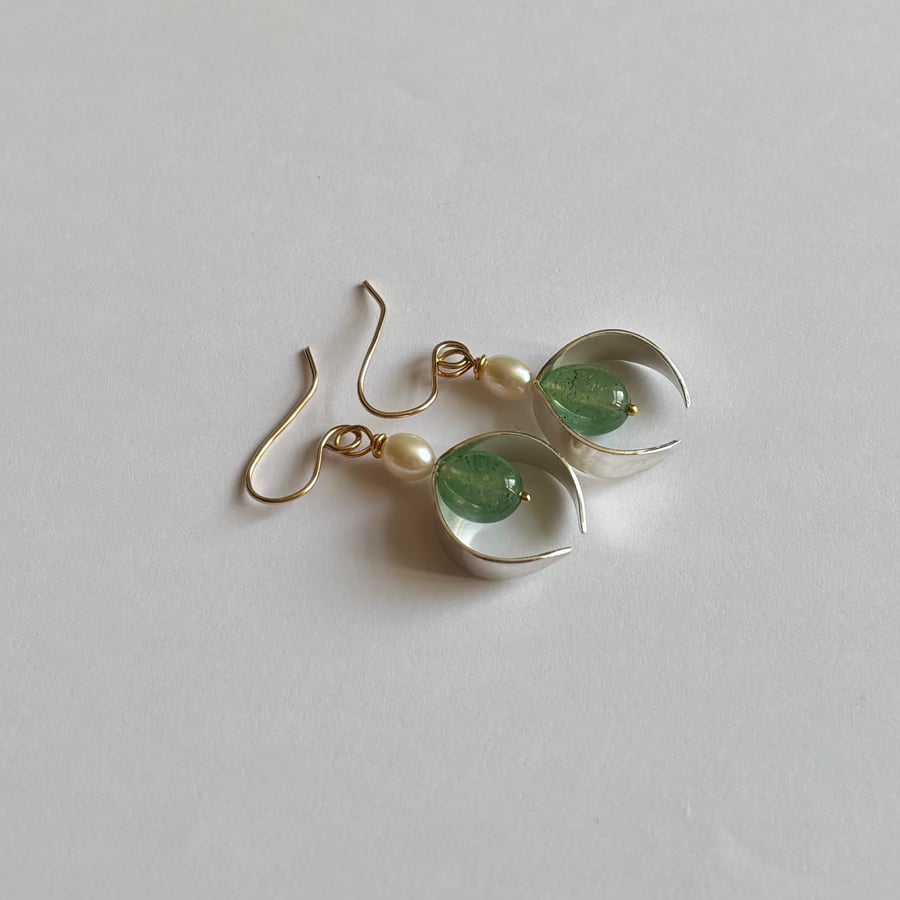 Pearl and Sterling Silver Leaf Curve Jewellery Set