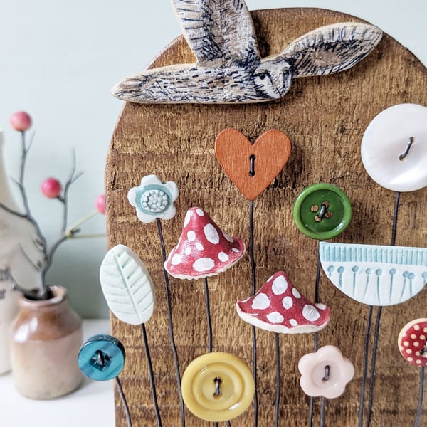 Wildlife Garden with Owl in Wood and Clay