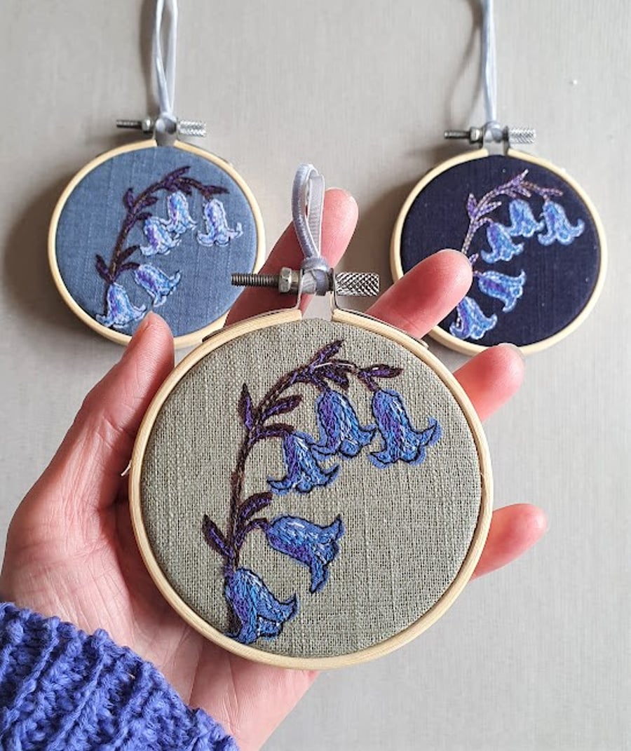 Handmade hanging decoration, Bluebell mini hoop, applique & embroidery, flowers