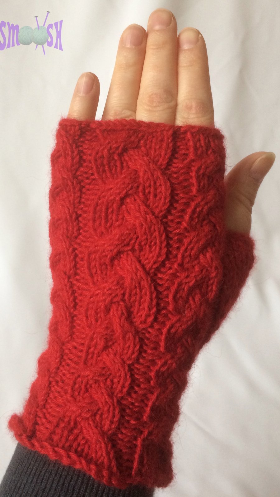 Fingerless Mitts: Cherry Braid