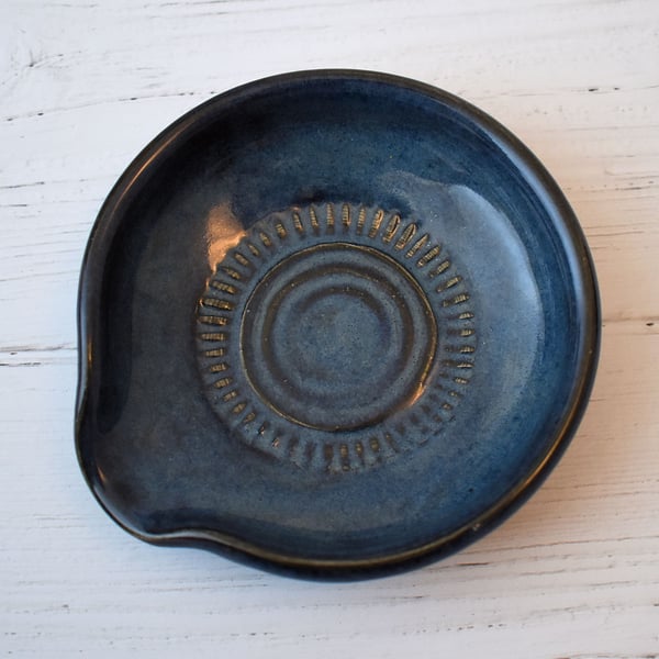 B028 Spoon rest tea bag bowl (Free UK postage)