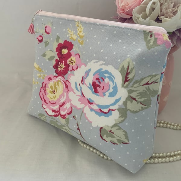 Toiletry Bag, Large Cosmetic Bag, Make Up Bag, Travel Bag, Cosmetic Purse