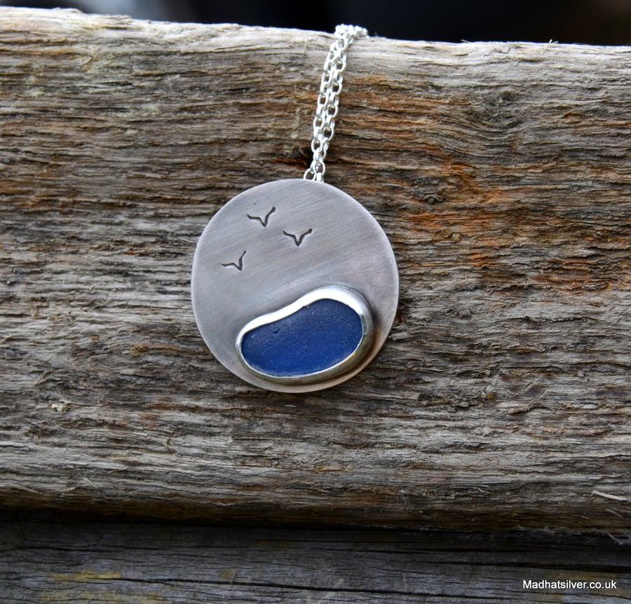 Silver beach pendant with blue seaglass, beach jewellery, coastal jewellery