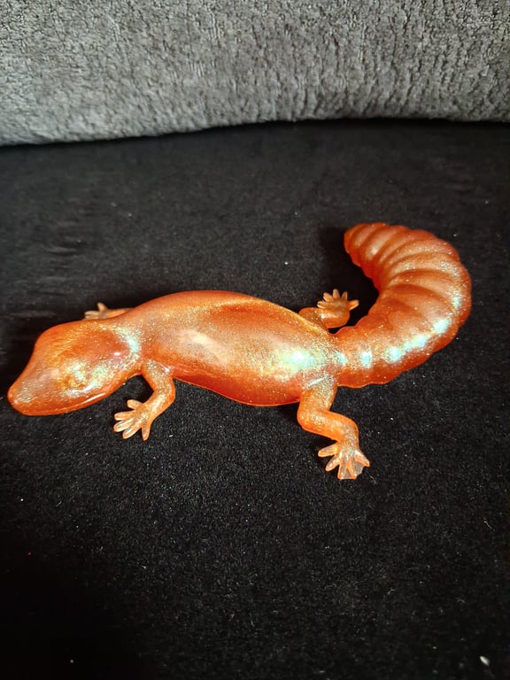 Handmade epoxy resin gecko ornament. Orange shimmer