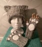 Hat and fingerless paw gloves - Image 3