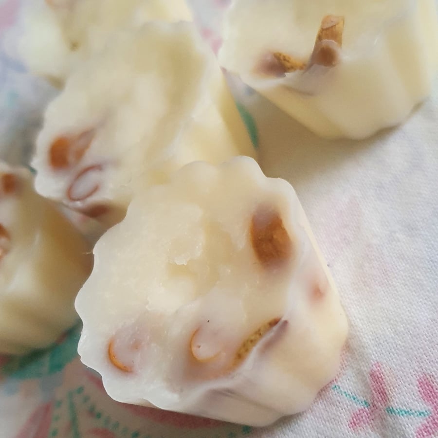 Bath Melts - 3 different scents, vegan, sustainable bath gift, bath creamers