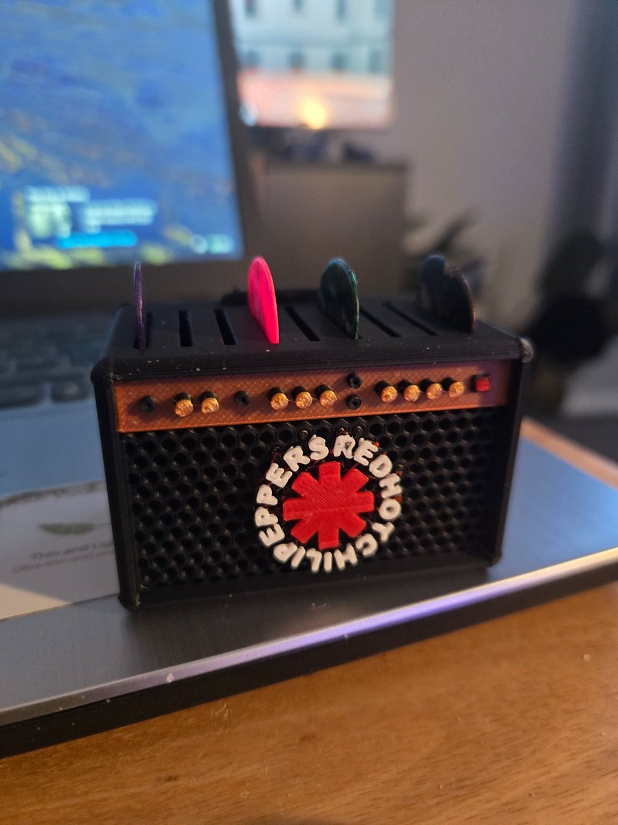 Guitar pick holder 