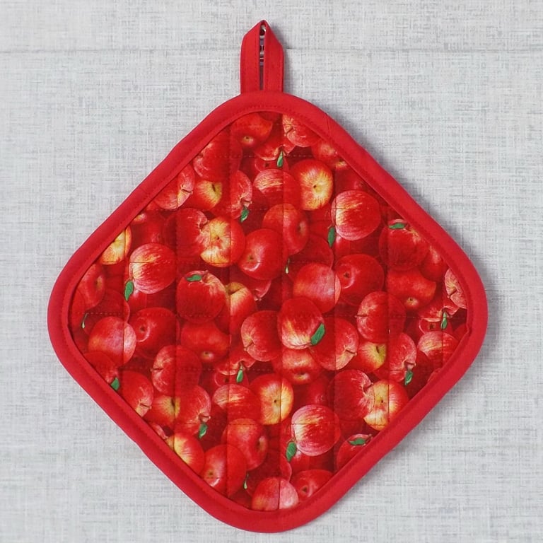 Pot holder, pan holder, quilted, red apples