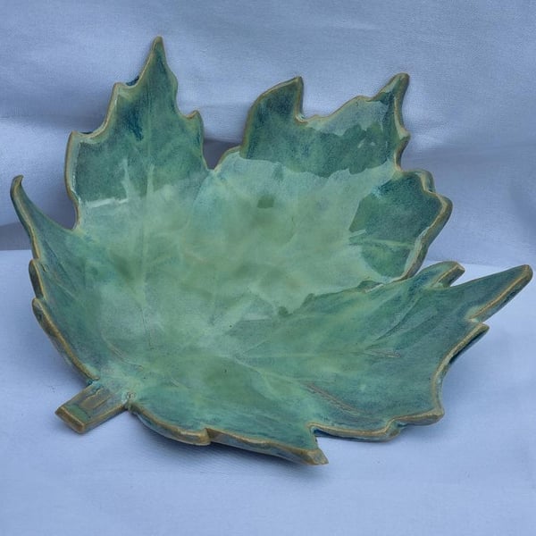 Handcrafted Ceramic Pottery Leaf Dish with Green Glaze