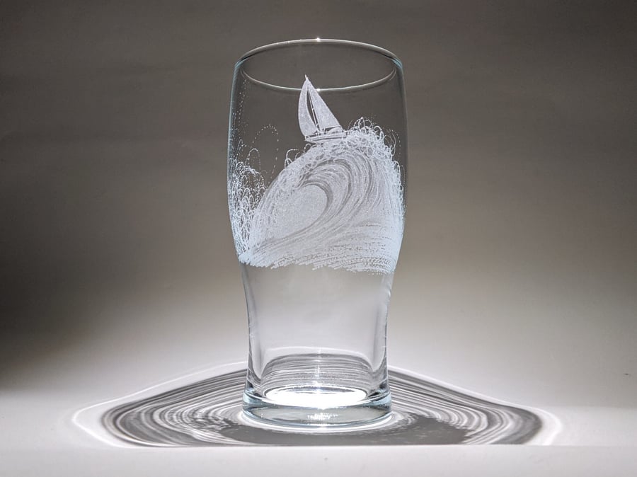 Engraved Glasses - Beer Glass - Wave Pint Glass - Boat and Wave - Sailing Gifts