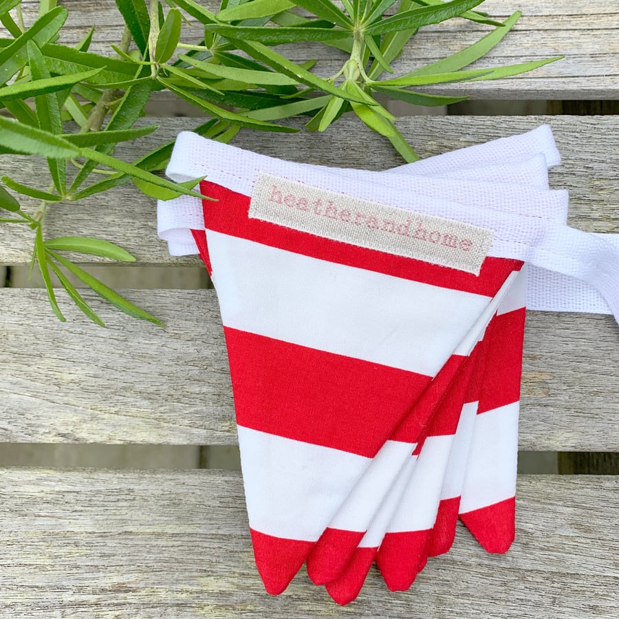 BUNTING - bold red and white stripes
