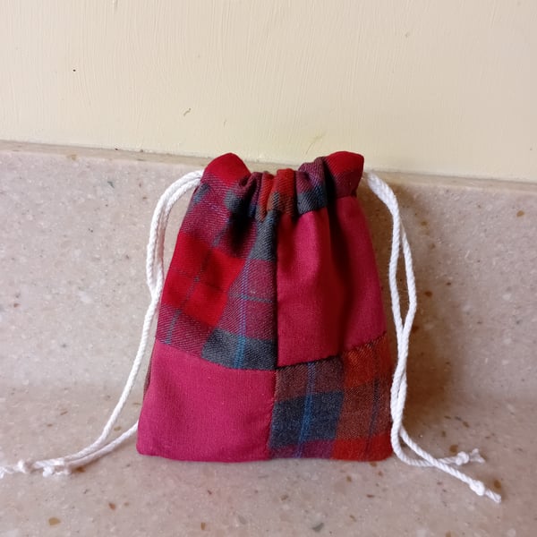 Small drawstring bag. Tiny patchwork purse for jewellery, coins, keys etc