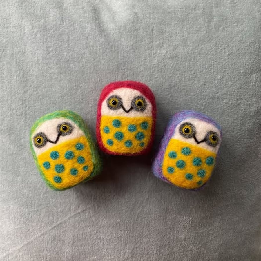 Needle felting kit - cute colourful owl (red)