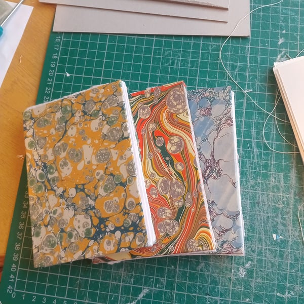 Accordion sketchbook A6 6 panels cotton rag paper printed marbled cover