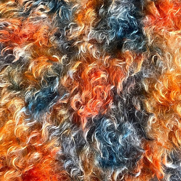 Hand dyed Helmbold mohair fur fabric "Mockingjay" on 40mm Wavy