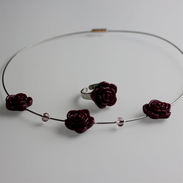 Beautiful Bundle Purple Resin Flower Necklace and Ring Set - UK Free Post