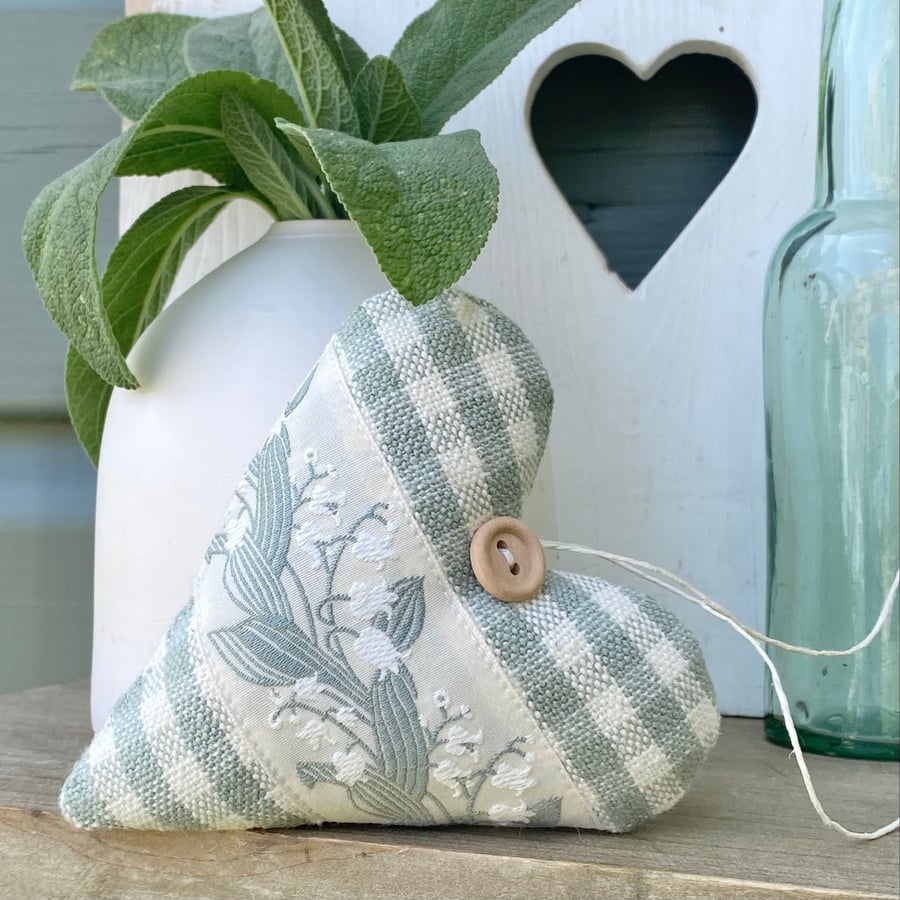 LILY OF THE VALLEY HEART - Heart of the Month for June