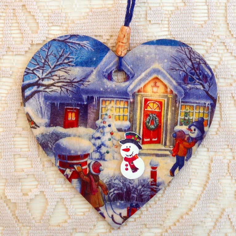 Christmas Decoration Ornament: Decoupaged Wooden Heart 15cm (6") Garden Scene