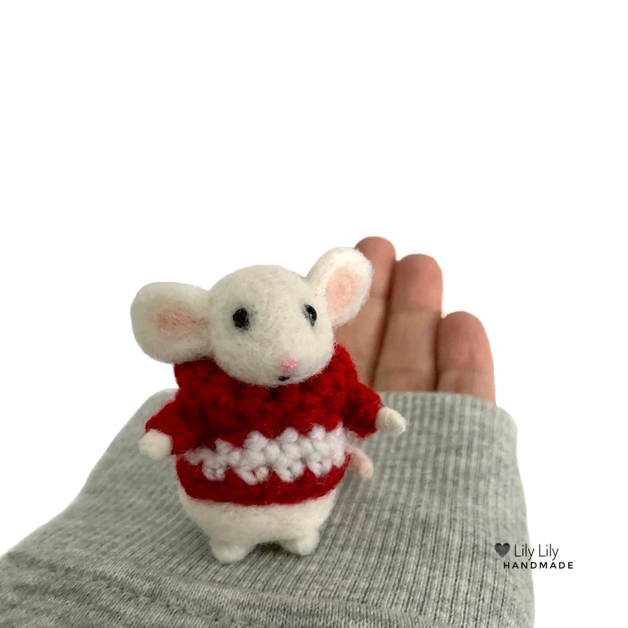 Mouse, Alfie, needle felted by Lily Lily Handmade