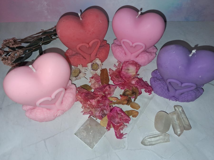 Heart - Hand poured Kerasoy Wax Candle