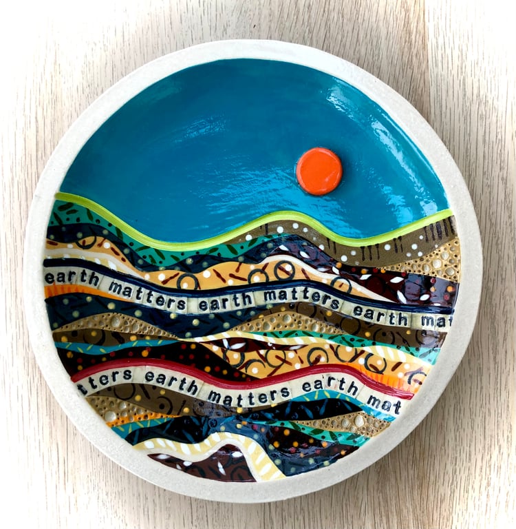 EARTH MATTERS STONEWARE CERAMIC PLATE
