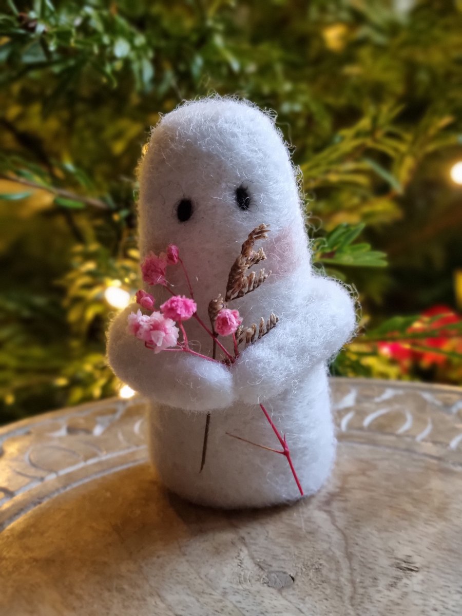 Needlefelt Ghost - Rosy Blooms