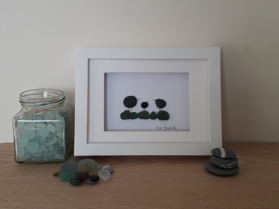Personalised Pebble Art Birds - 8 x 6 inches - Unique, Eco friendly gift