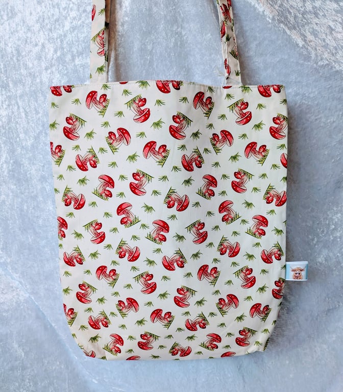 Cute Toadstools Tote bag