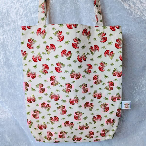 Cute Toadstools Tote bag