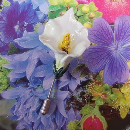 WHITE CALLA LILY- ARUM LILY PIN Wedding Lapel Flower Brooch HANDMADE HANDPAINTED