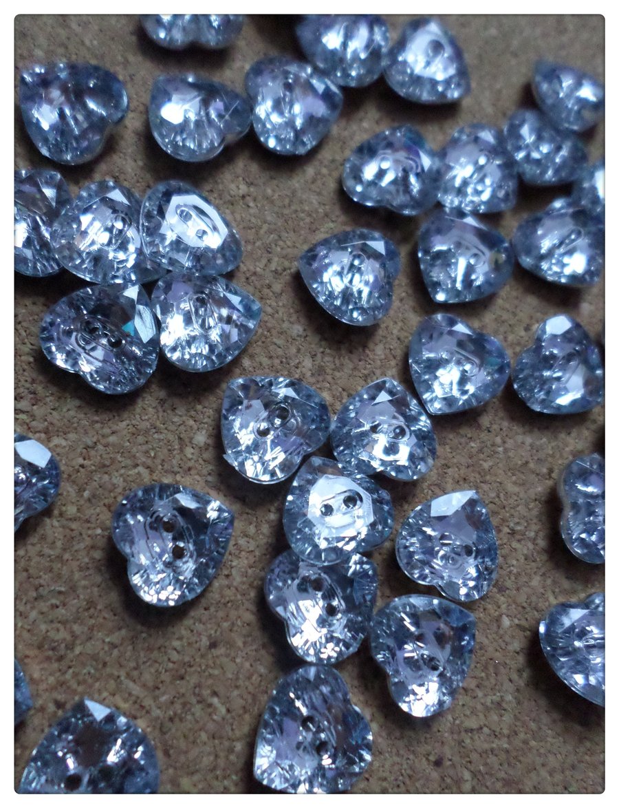50 x 2-Hole Acrylic Crystal Buttons - Heart - 12mm - Clear
