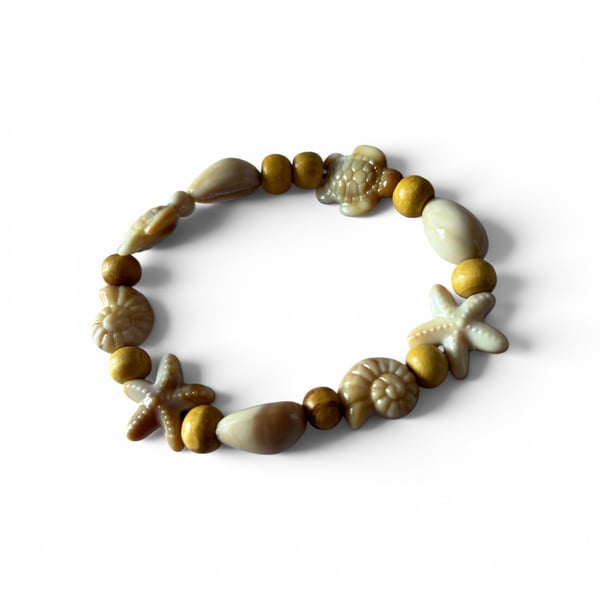 An eye catching handmade bracelet 