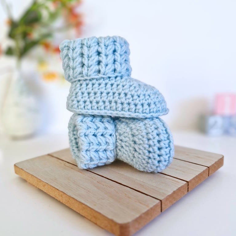Handmade Crochet Baby Booties – Newborn Gift 