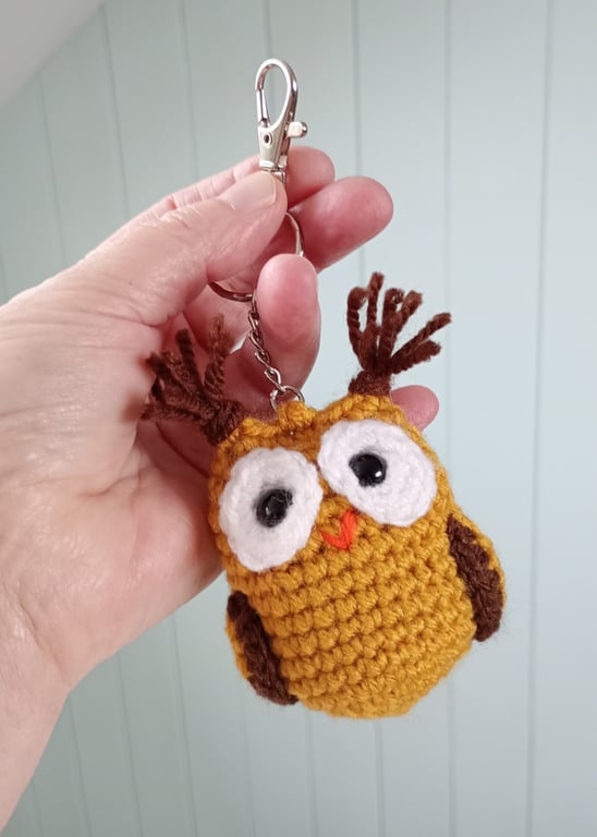 Owl crochet amigurumi keyring bag charm