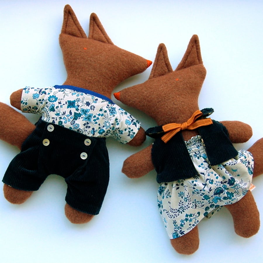 Upcycle Foxy Twins