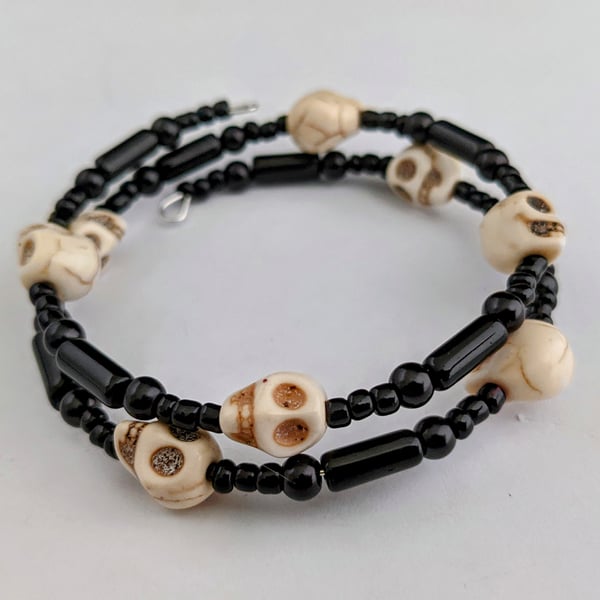 Black and white skull bracelet - 2001449