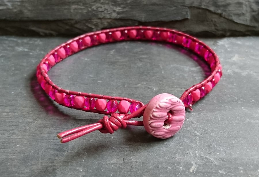 Pink mix leather bracelet with glass beads and ceramic button