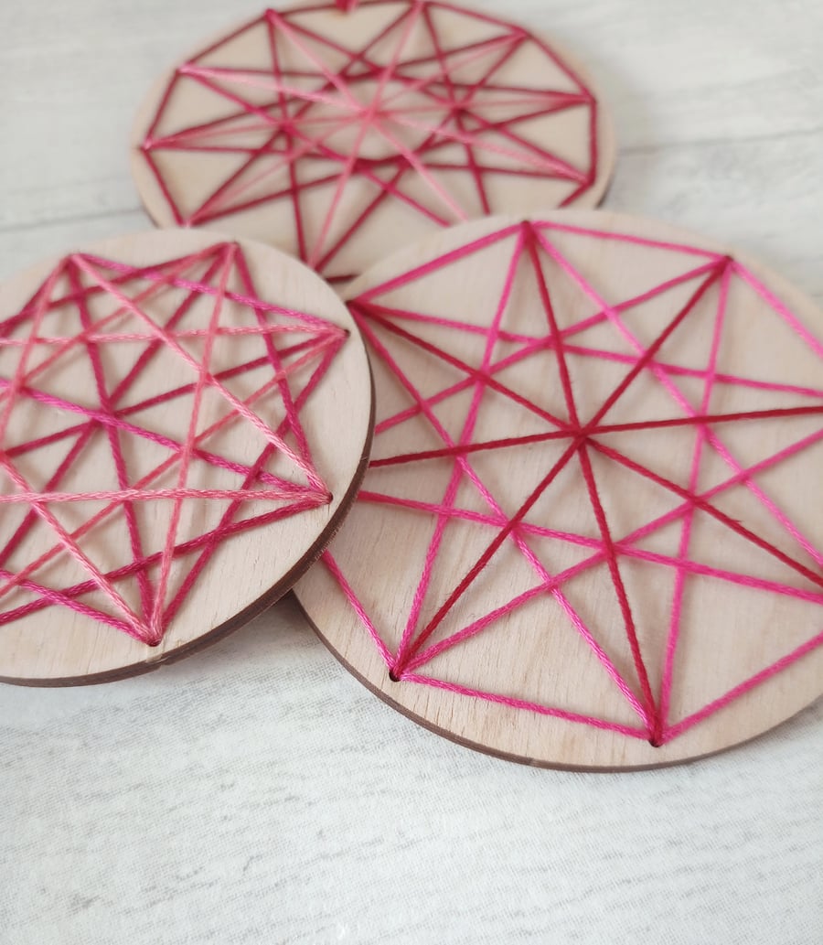 Geometric Star Wooden Hanging Decoration, String Art, Embroidered Dream Wheel 