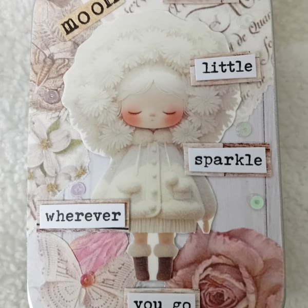 "Leave a Little Spaekle" Tin library