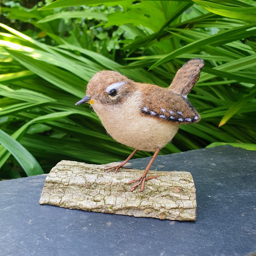 WREN NEEDLE FELTED SCULPTURE