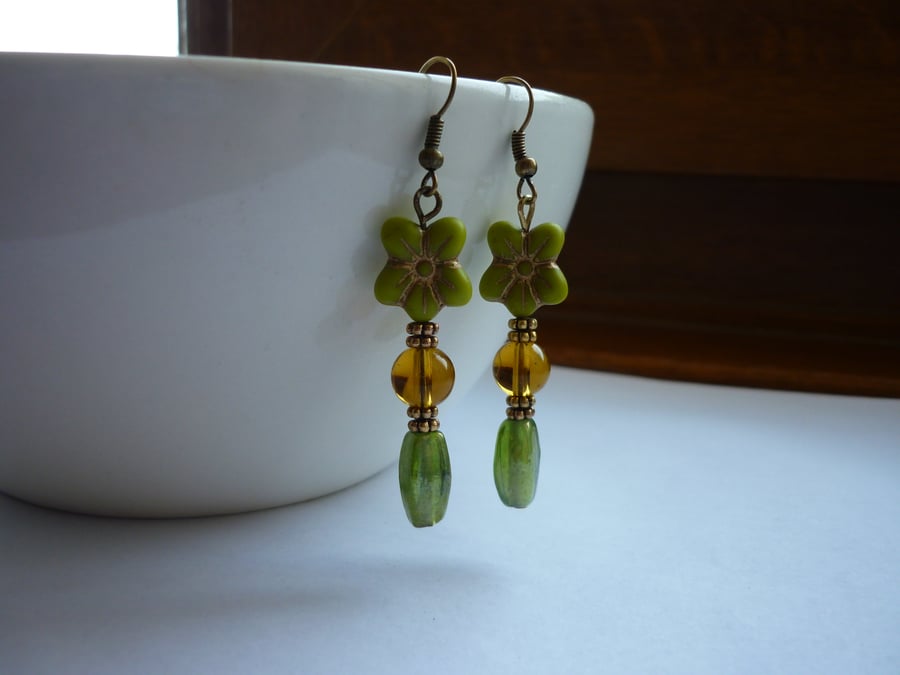 SHADES OF GREEN, AMBER AND BRONZE, FLOWER DANGLE EARRINGS.