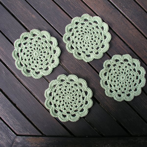 Crochet doilies set of 4